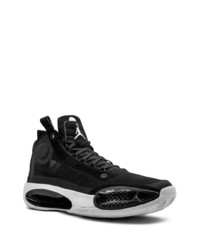 schwarze Sportschuhe von Jordan