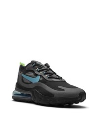 schwarze Sportschuhe von Nike