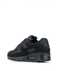 schwarze Sportschuhe von Nike