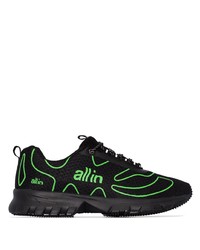 schwarze Sportschuhe von all in