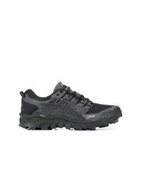 schwarze Sportschuhe von Asics