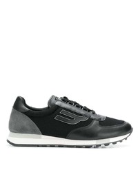 schwarze Sportschuhe von Bally