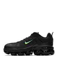 schwarze Sportschuhe von Nike