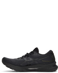 schwarze Sportschuhe von Asics