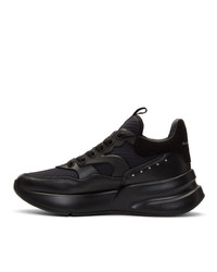 schwarze Sportschuhe von Alexander McQueen