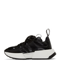 schwarze Sportschuhe von MM6 MAISON MARGIELA