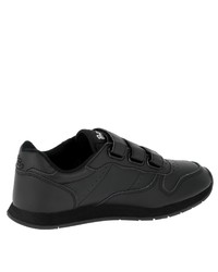 schwarze Sportschuhe von Brütting