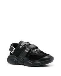 schwarze Sportschuhe von Moschino