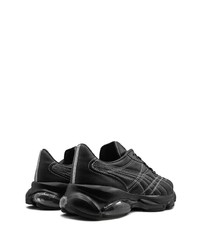 schwarze Sportschuhe von Puma