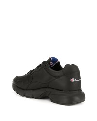 schwarze Sportschuhe von Champion