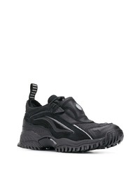 schwarze Sportschuhe von Random Identities