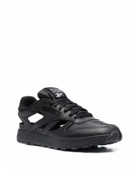 schwarze Sportschuhe von Maison Margiela x Reebok