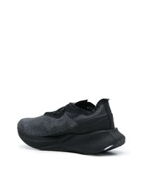 schwarze Sportschuhe von Reebok