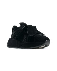 schwarze Sportschuhe von MM6 MAISON MARGIELA