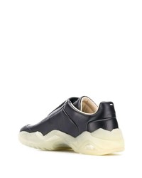 schwarze Sportschuhe von Maison Margiela