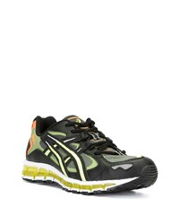 schwarze Sportschuhe von Asics