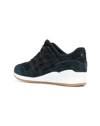 schwarze Sportschuhe von Asics