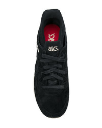 schwarze Sportschuhe von Asics