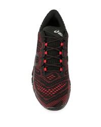 schwarze Sportschuhe von Asics