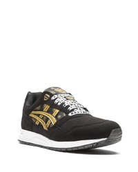 schwarze Sportschuhe von Asics