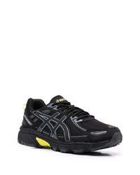 schwarze Sportschuhe von Asics