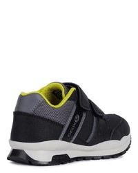 schwarze Sportschuhe von geox kids