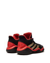 schwarze Sportschuhe von adidas