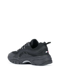 schwarze Sportschuhe von Tommy Jeans