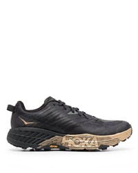 schwarze Sportschuhe von Hoka One One