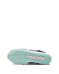 schwarze Sportschuhe von Saucony