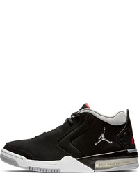 schwarze Sportschuhe von Jordan