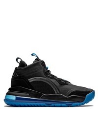 schwarze Sportschuhe von Jordan