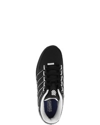 schwarze Sportschuhe von K-Swiss