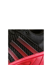 schwarze Sportschuhe von K-Swiss