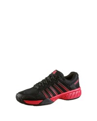 schwarze Sportschuhe von K-Swiss