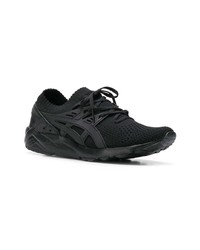 schwarze Sportschuhe von Asics