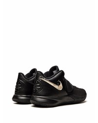 schwarze Sportschuhe von Nike