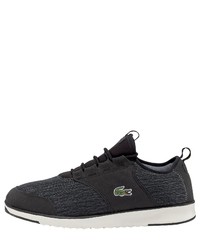 schwarze Sportschuhe von Lacoste