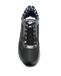 schwarze Sportschuhe von Tommy Jeans