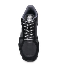 schwarze Sportschuhe von Emporio Armani