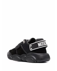 schwarze Sportschuhe von Moschino