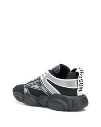 schwarze Sportschuhe von Moschino