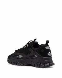 schwarze Sportschuhe von Fila