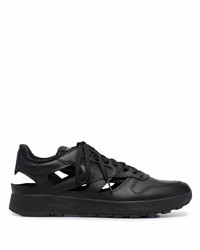 schwarze Sportschuhe von Maison Margiela x Reebok