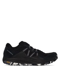 schwarze Sportschuhe von Merrell