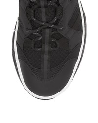 schwarze Sportschuhe von Burberry