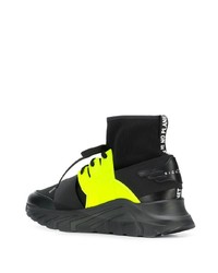 schwarze Sportschuhe von John Richmond