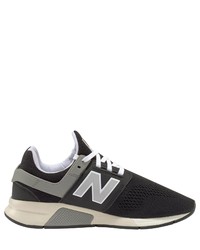 schwarze Sportschuhe von New Balance