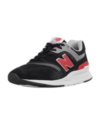 schwarze Sportschuhe von New Balance