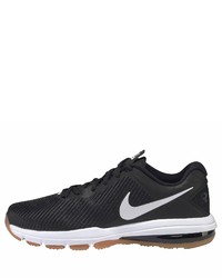 schwarze Sportschuhe von Nike